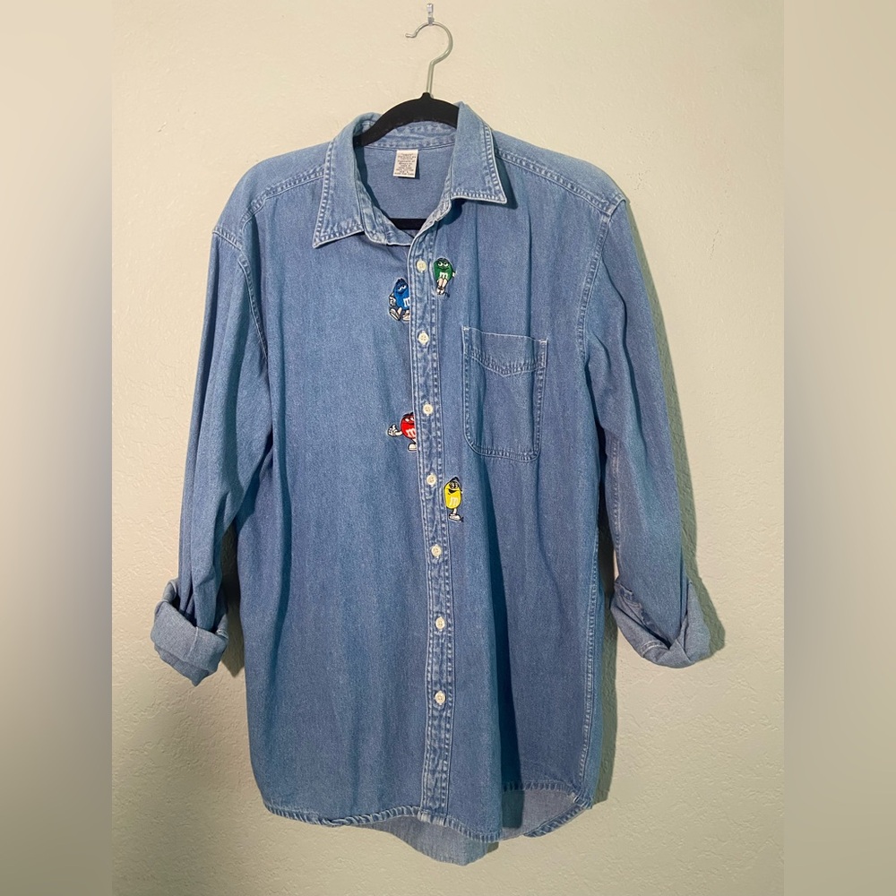 Vintage denim M&M button up
